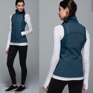 Lululemon let’s get reflective vest.